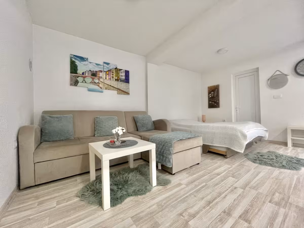 Moderni studio — fotografija 2