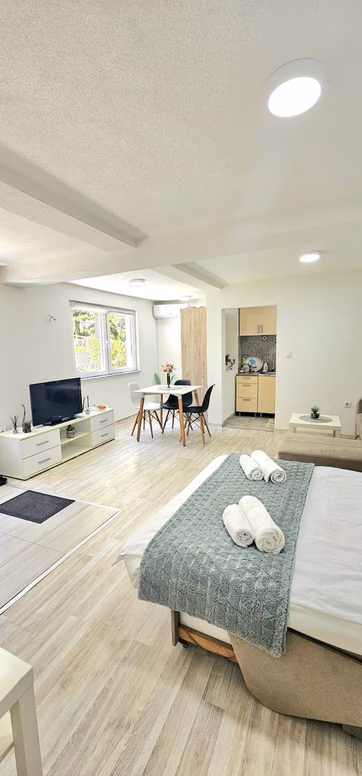 Moderni studio — fotografija 13