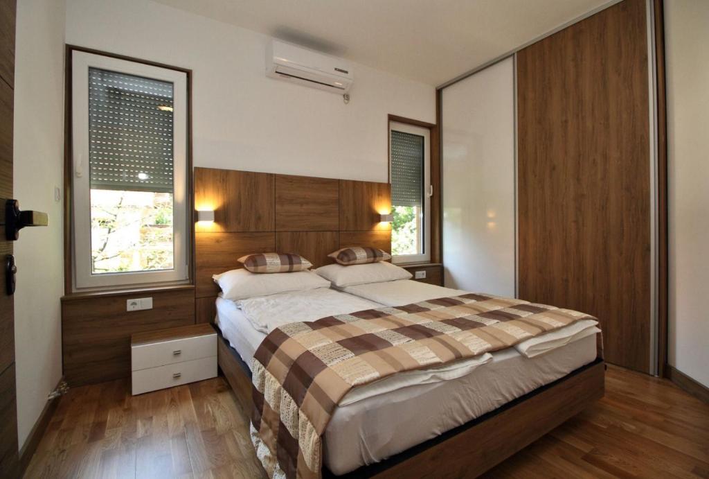 Villa Miševići — fotografija 8
