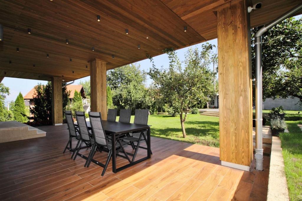 Villa Miševići — fotografija 17
