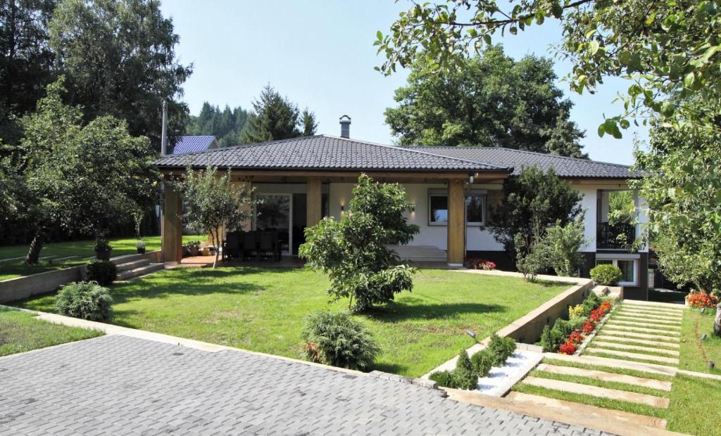 Villa Miševići — fotografija 18